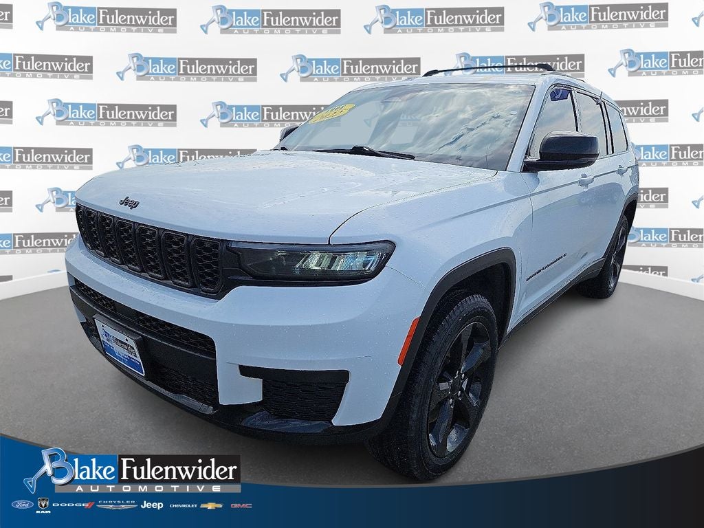 2022 Jeep Grand Cherokee L Altitude 4x4 in Bright White Clearcoat — front three-quarter view