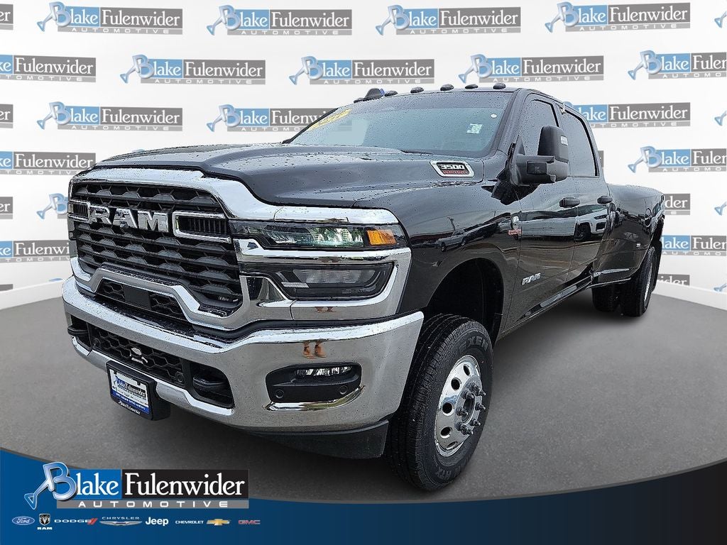 2025 RAM 3500 Lone Star Crew Cab 4x4 8' Box in Diamond Black Crystal Pearlcoat — front three-quarter view