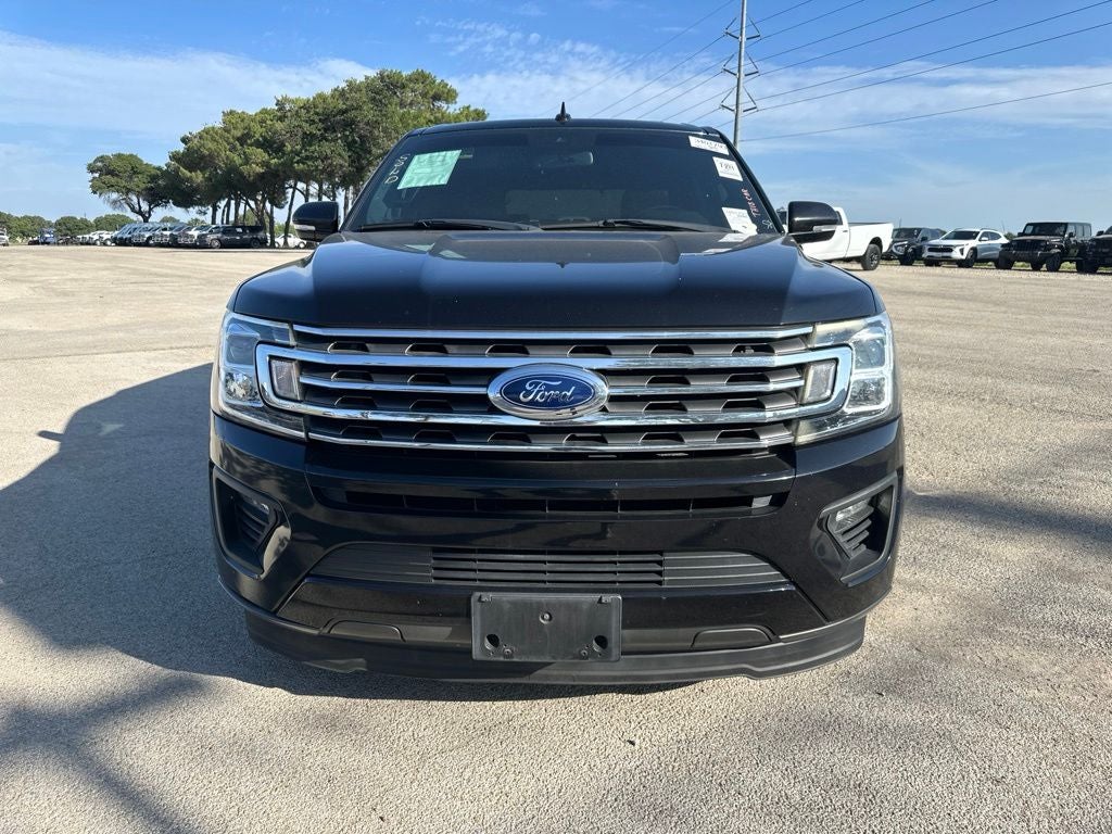 2020 Ford Expedition — side profile view